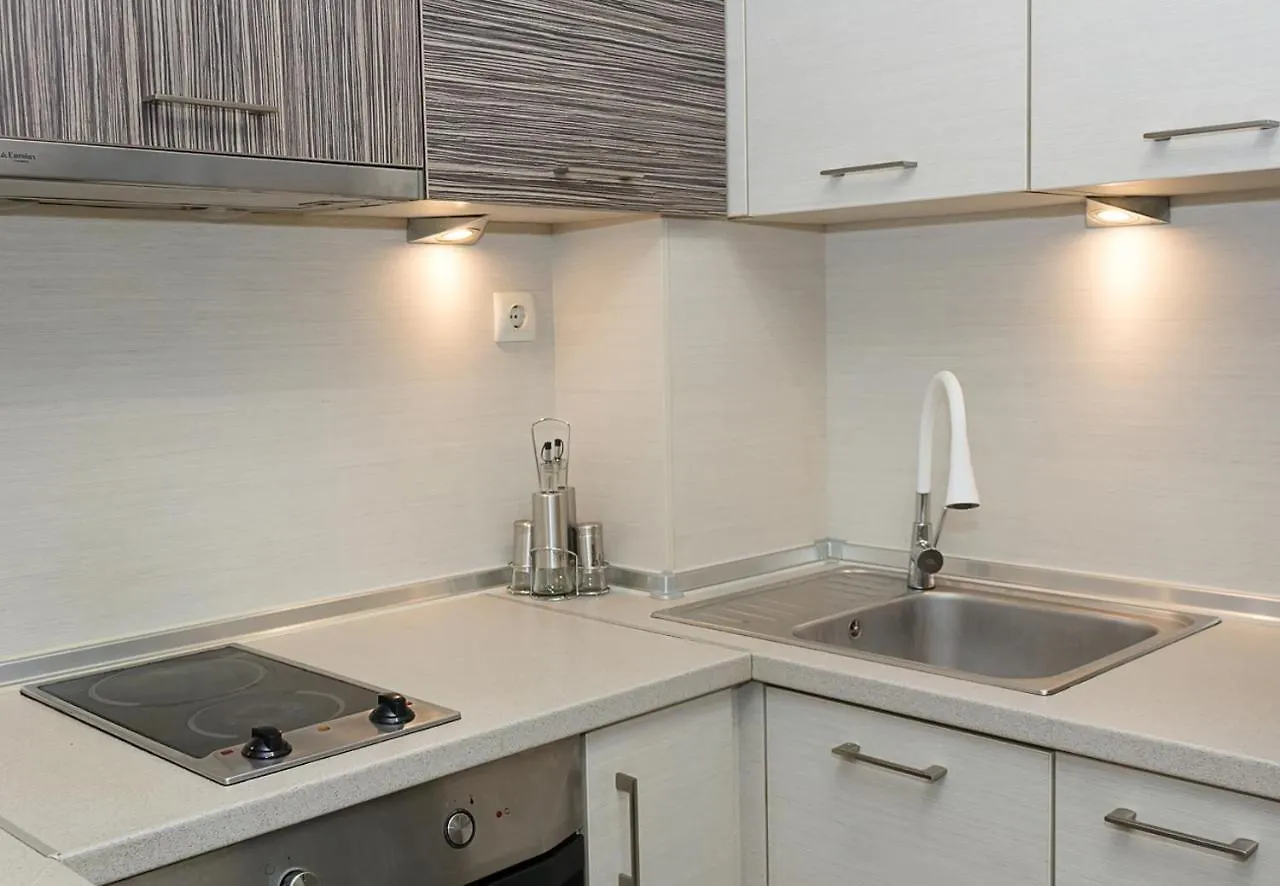 Black & White -1Bd Flat In Varna Center By Flat Mаnager Apartment